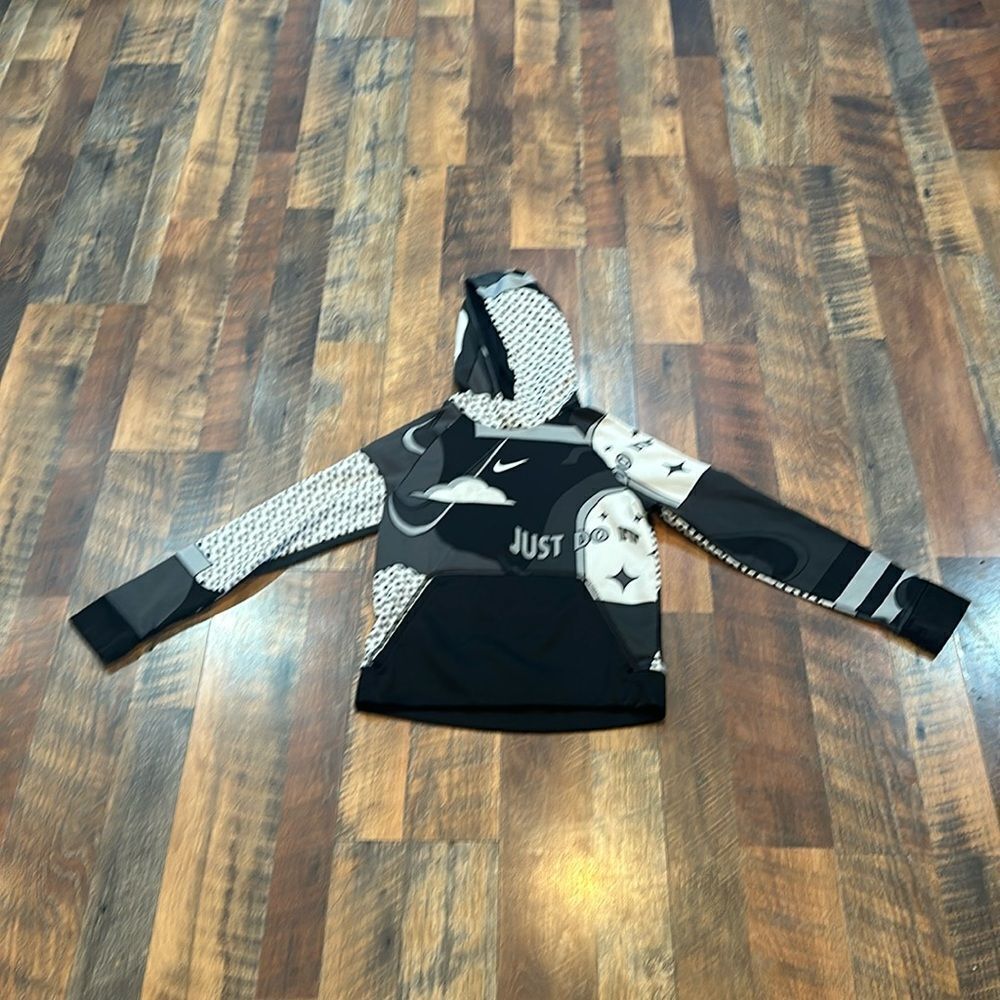 Nike hoodie M (3180)